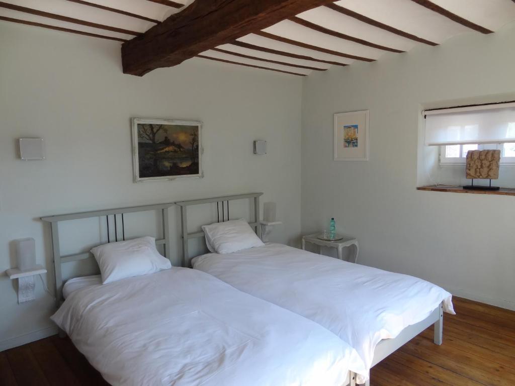 B&B Aux Beaux Buis Blegny Room photo